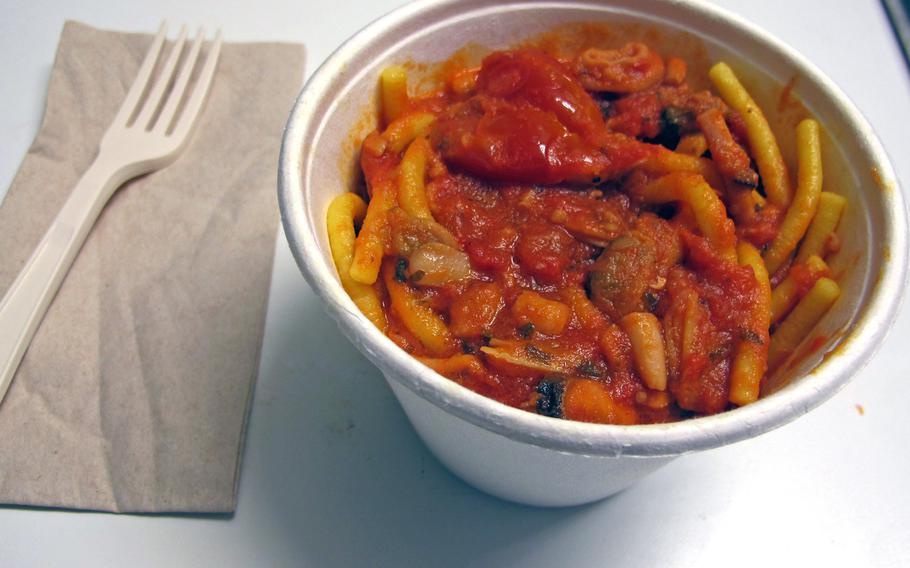 Bigoi's bigoli pasta with seafood sauce is as good as or better than that served in sit-down restaurants.