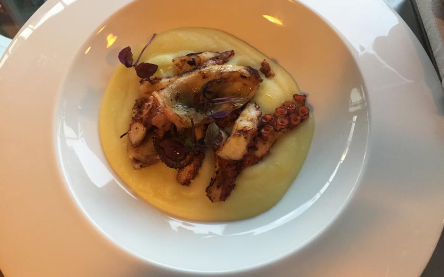 Grilled octopus in a mild puree. Grangusto has an excellent variety of seafood, meat dishes, pizza and wines.