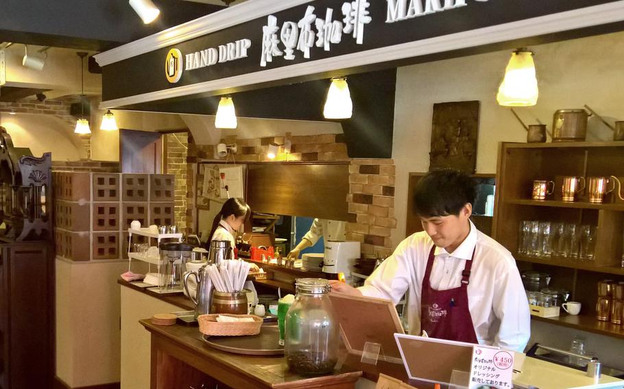 House-roasted coffee, pristine golden waffles and a friendly staff make Marifu Coffee a must-visit for brunch in Iwakuni.