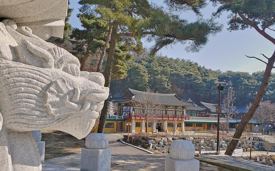 Located just six miles from Osan Air Base, Mangisa Temple offers an escape from the hustle and bustle of the military installation.