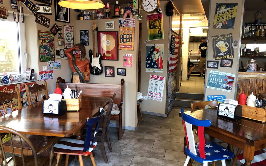Mr. B's offers an American diner experience with the taste of a backyard barbecue. Purely patriotic decor rivals that of any family restaurant back in the states.