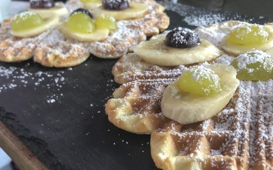 Fruit-topped waffles, a Sunday special, were served up at Storchenturm in Kaiserslautern.