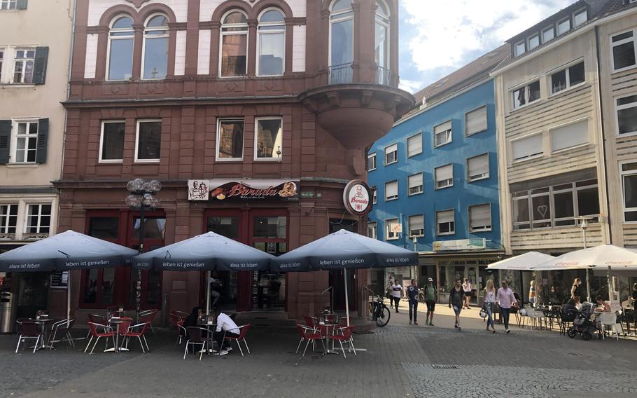 Barada Restaurant in Kaiserslautern, Germany, boasts a great location in the city's pedestrian zone. The restaurant shares a busy plaza with one of the city's iconic churches and popular ice cream shop Dolomiten.
