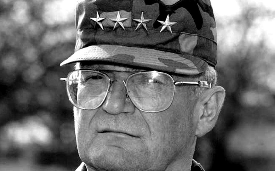 Gen. John Shalikashvili, the chairman of the Joint Chiefs of Staff, during a 1996 visit to Camp Lisa in Bosnia and Herzegovina.