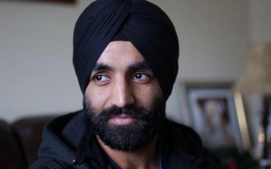 A Sikh Marine is now allowed to wear a turban in uniform