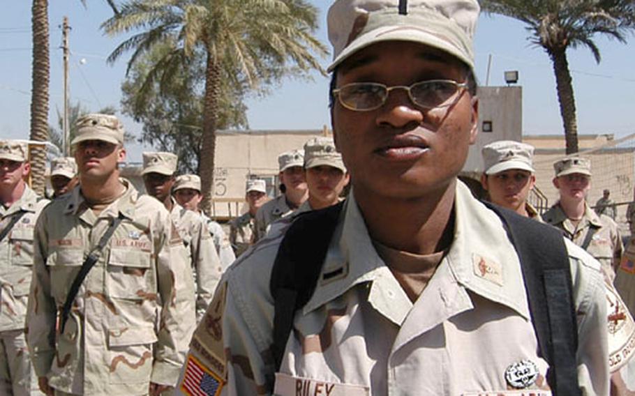 1st AD medics given Combat Medical Badges during Baghdad ceremony | Stars  and Stripes