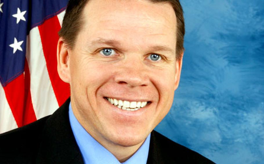 Rep. Sam Graves, R-Mo., has introduced a bill to cap all loans to servicemembers at no more than a 36 percent annual percentage rate.