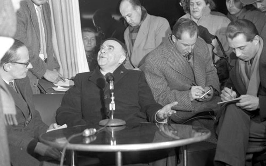 Otto Strasser returns to Germany in March, 1955.
