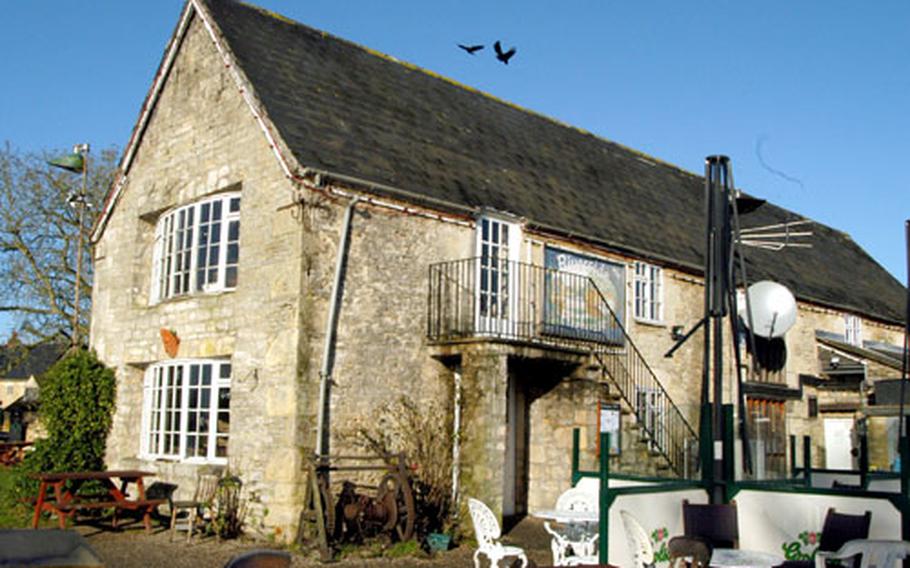 The Riverside restaurant and pub.