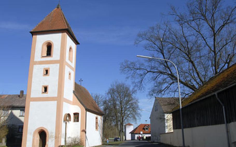 A 300-unit off-post housing area for soldiers and their families will be built at Hütten, a small farming village near the Grafenwohr Training Area.