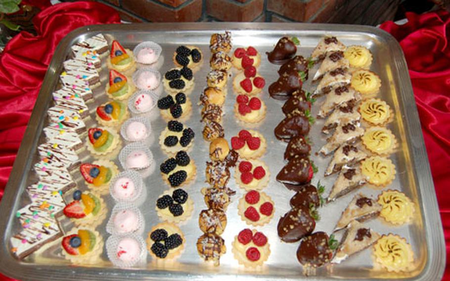 Desserts were the main attraction for many attending the Dragon Hill Lodge 2007 Catering Expo.
