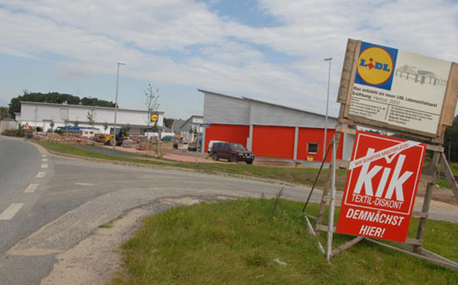 A new off-post shopping area with more than 30,000 square feet of space is scheduled to open in Grafenwöhr in October. Construction cost about $3.3 million.