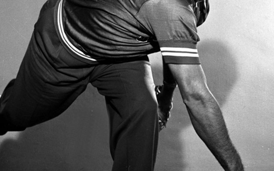 Early Wynn, at a USAFE baseball cinic at Wiesbaden, Germany, in 1959.