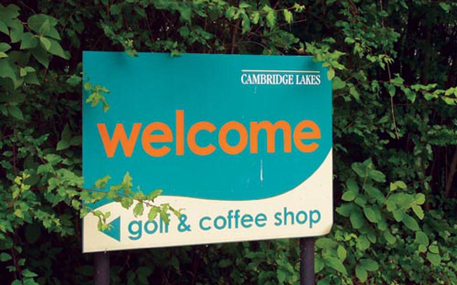 This way to the Cambridge Lakes Golf Course.