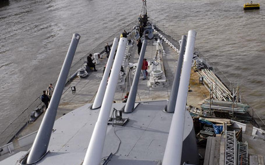 The HMS Belfast’s major weapons were four turrets of 6-inch guns with two turrets located near the ship’s bow and two located on its aft. Each turret was manned by 27 sailors and the guns had a range of 14 miles