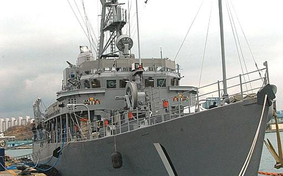 The USS Avenger, one of 14 U.S. Navy minesweepers, is docked at the South Korean Navy&#39;s Busan Naval Operations Base during last month&#39;s Foal Eagle military exercise.