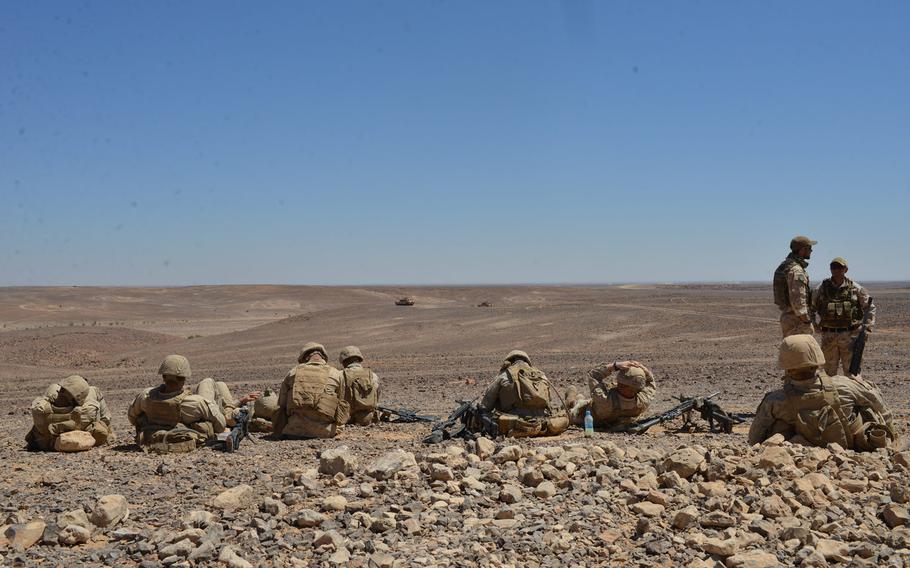 Marines take a break at the Wadi Shadiyah training range in Jordan on May 16, 2015, as part of the exercise Eager Lion.