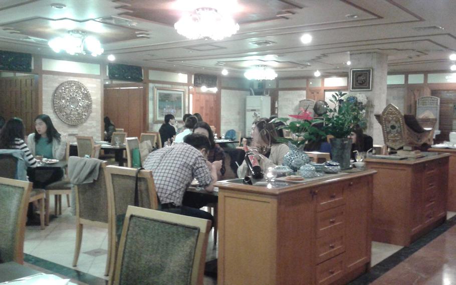 SEOUL, South Korea -- Thai Garden in Itaewon offers a broad menu of Thai foods, including appetizers, main dishes and desserts.