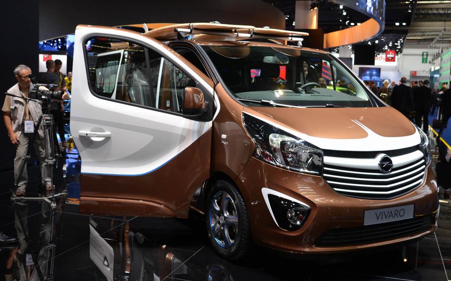 The Opel Vivaro van decked out for camping, travel and outdoor fun was a much-looked-at vehicle at the IAA in Frankfurt.