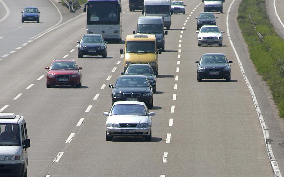 The German government has rejected a request to introduce speed limit on its autobahns, highways famous around the world for having no general speed limitations.