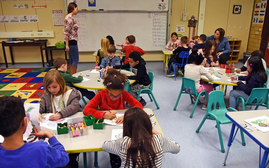 Parents Lament End Of Dodea Elementary School Spanish Language Program Stars And Stripes