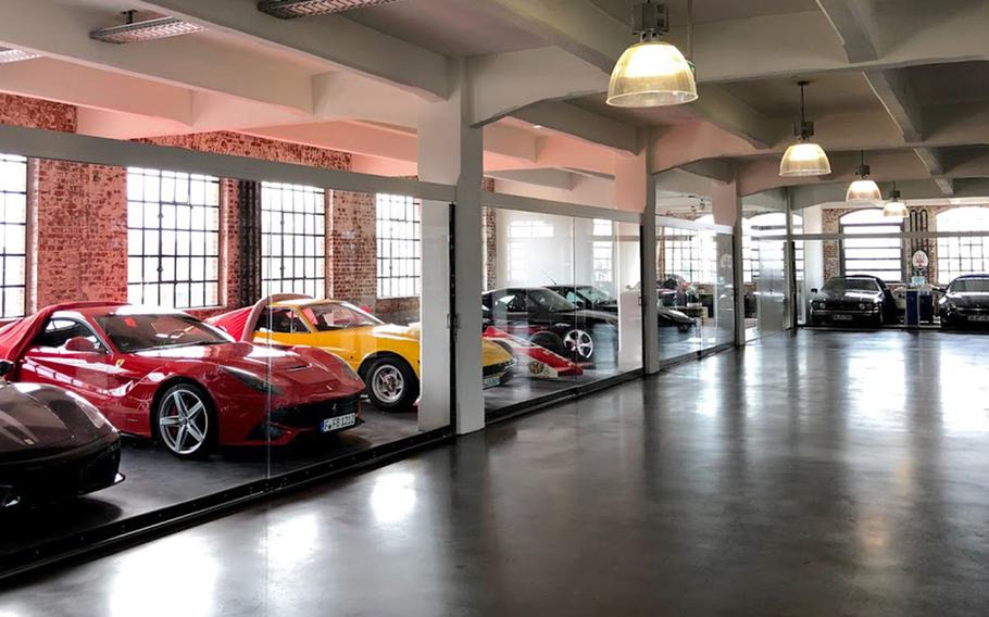 Klassikstadt has rows of vintage automobiles and houses more than 45 companies with a direct link to vintage cars, sports cars and racing. Hundreds of cars from different eras can be found here, and many are for sale.
