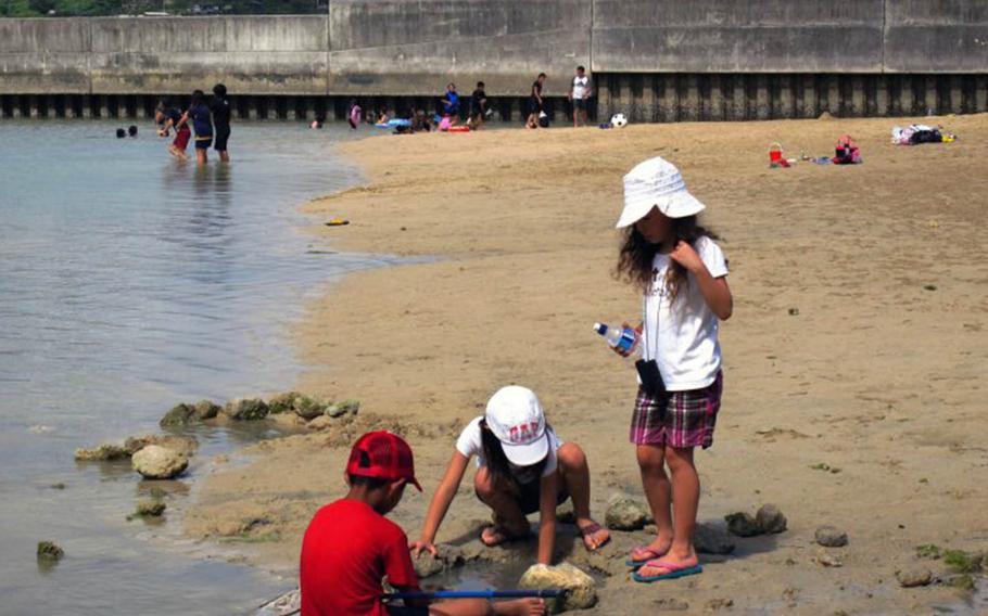 Ou Beach is popular with local kids during summer time.