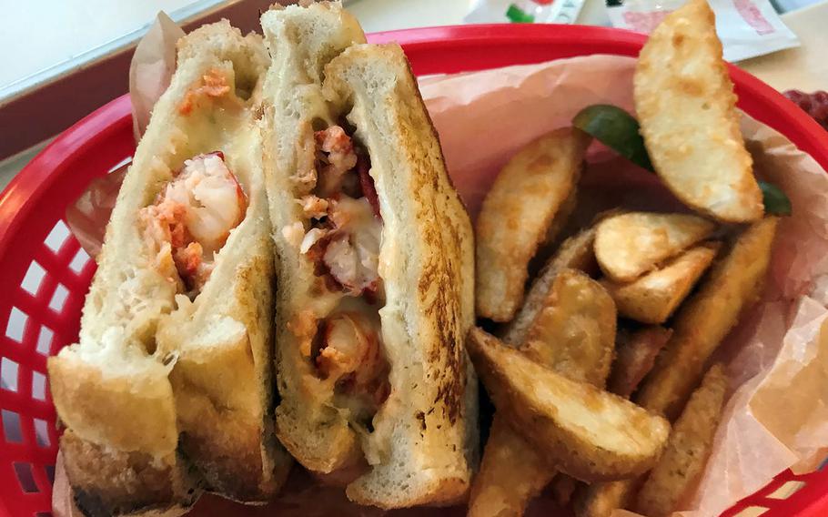The lobster grilled cheese sandwhich from Luke's Lobster in the new Iias Okinawa Toyosaki mall.