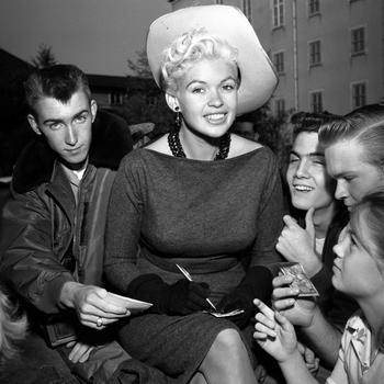 Jayne Mansfield at Frankfurt in 1957.