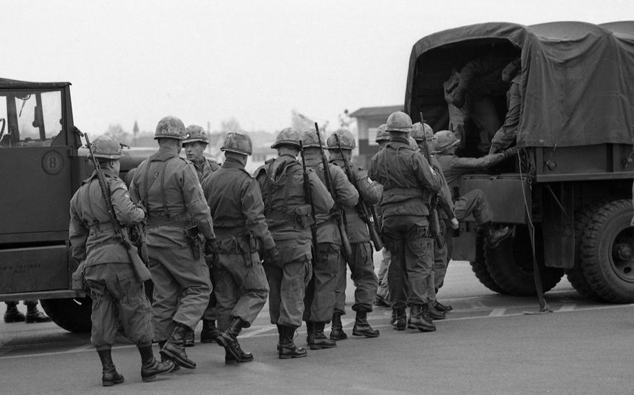 The advance party for training exercise Reforger I arrives at Rhein-Main Air Base in Germany, Jan. 6, 1969.