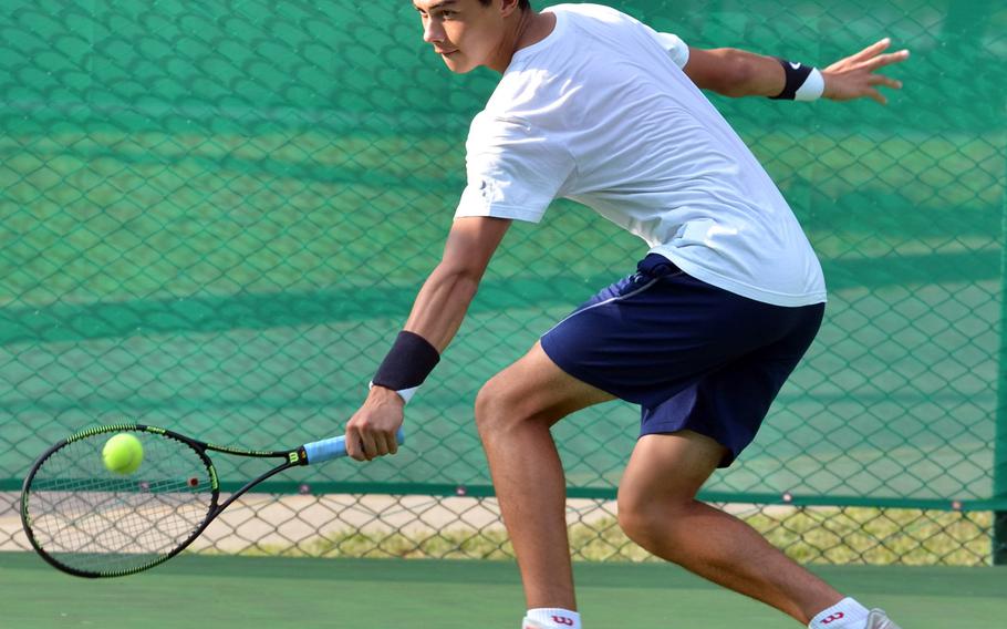 Seoul American senior tennis singles player Nick Gagnet.
