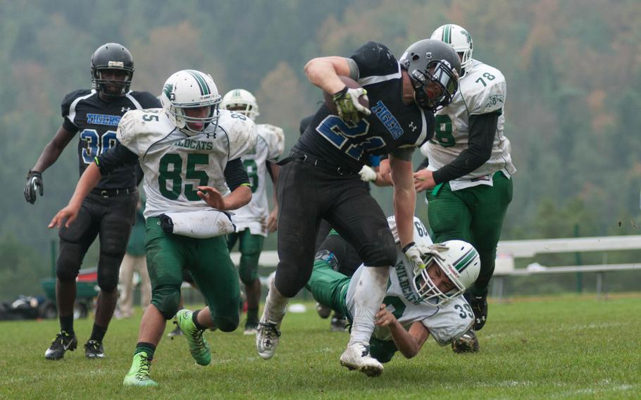 Hohenfels' David Vidovic had 215 yards and 2 touchdowns on 24 carries Saturday as the Tigers defeated the Naples Wildcats in the DODDS-Europe Division II quarterfinals at Hohenfels, Germany. 