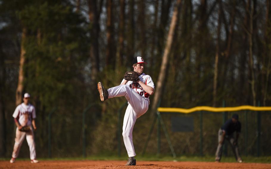 Kaiserslautern's James Kizler pitches Wednesday against Wiesbaden at Kaiserslautern, Germany.