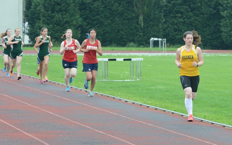 Vicenza's Abi Houghton gets an early lead during the 1,600 meter run Saturday during a track meet at Creazzo, Italy. 