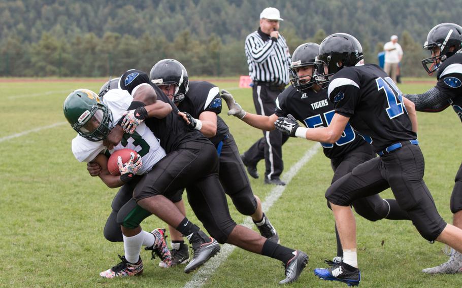 The Hohenfels Tigers crushed the Alconbury Dragons 43-0 in their meetup in Hohenfels, Germany, Sept. 26, 2015.