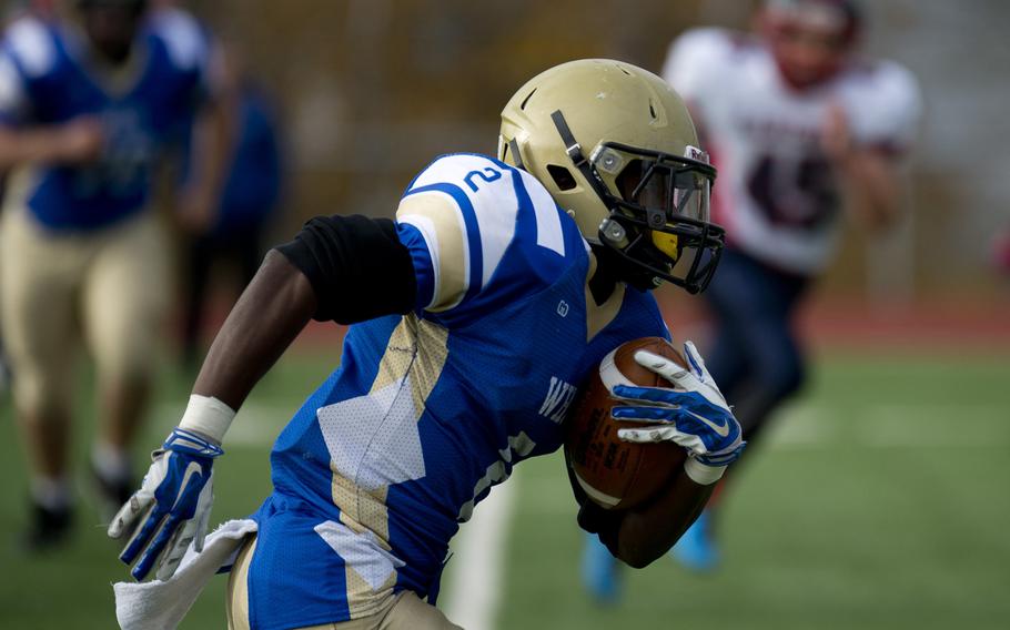 Wiesbaden Warrior Keyshaun Green runs for a touchdown  during the DODDS-Europe Division I football semifinals at Wiesbaden, Germany, on Saturday, Oct. 31, 2015. Green scored two touchdowns.