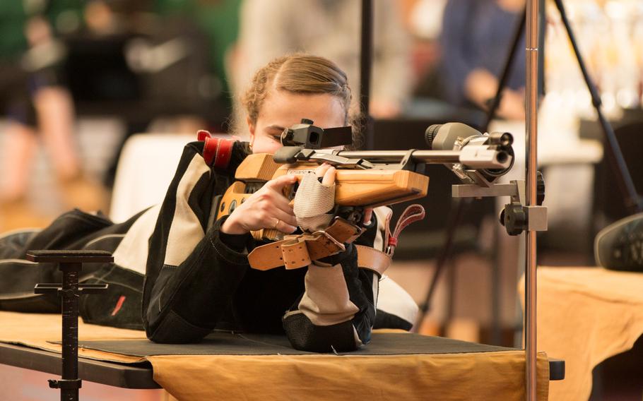 Stuttgart's Kaila Jones takes aim during the first round of firing at the 2016 DODDS-Europe marksmanship finals held in Vilseck, Germany, Saturday, Jan. 30, 2016. 