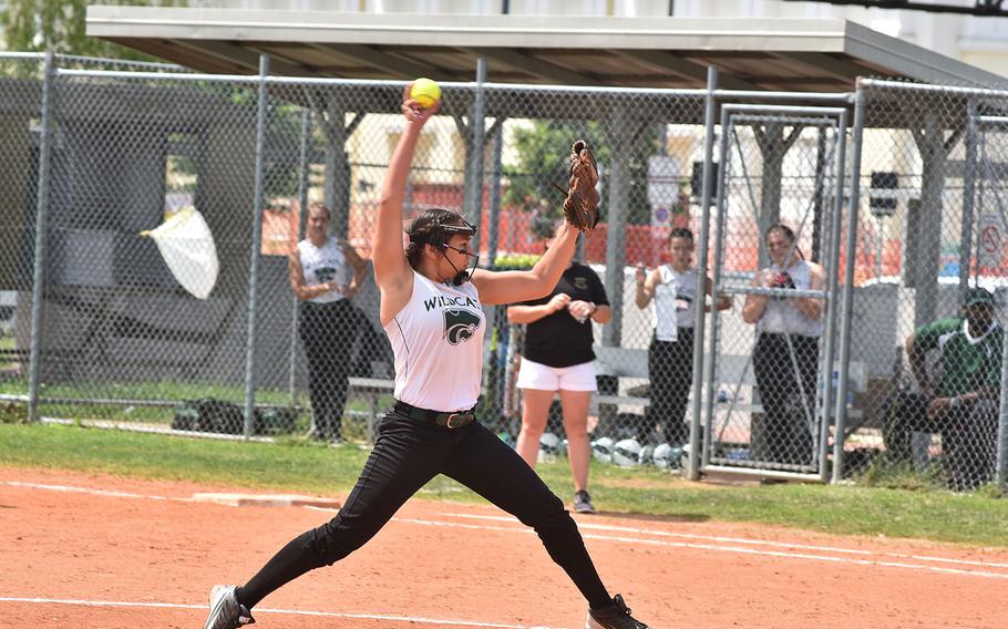 Naples pitcher Chloe Miller starts to hurl a pitch toward the plate against Vicenza on Friday, May 11, 2018.