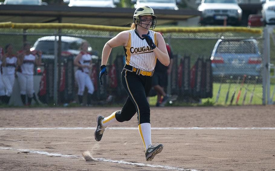 Vicenza's Chenoa Gragg runs to first during the DODEA-Europe softball tournament in Kaiserslautern, Germany, on Friday, May 25, 2018.
