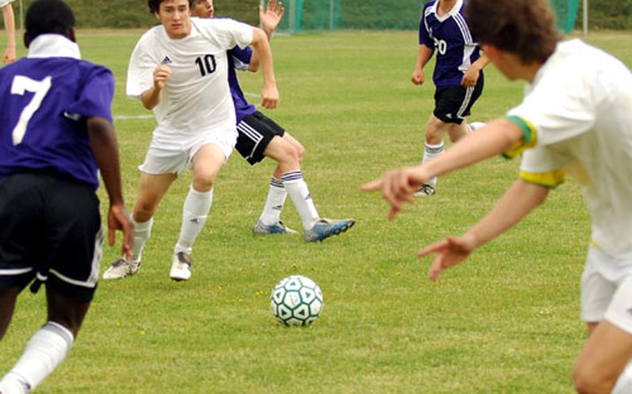 AFNORTH’s Chris Eden (10), who had 11 assists and five goals last year, isn’t trying to score more goals since the departure of fellow All-European David Pohl. “I don’t feel under pressure to score,” he said.