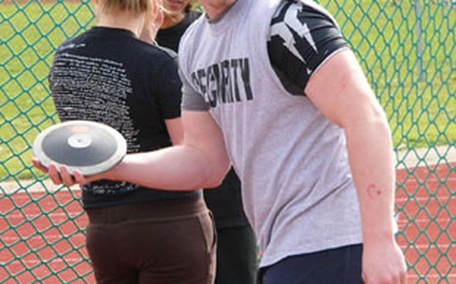 Reigning European discus champion Patrick Hess of Heidelberg opened the season with a throw of 127 feet, 9 inches on Saturday.