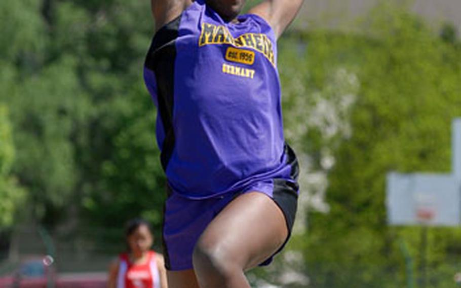 Mannheim&#39;s Portia Short won the long jump with a leap of 15 feet, 7¼ inches.