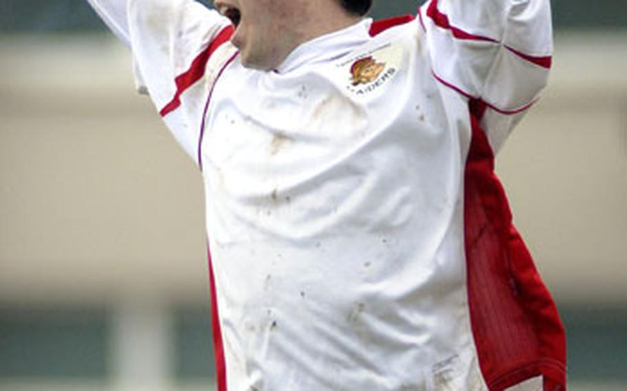 Jorge Rodriguez of Kaiserslautern celebrates his goal against Vilseck Saturday early in the second half.