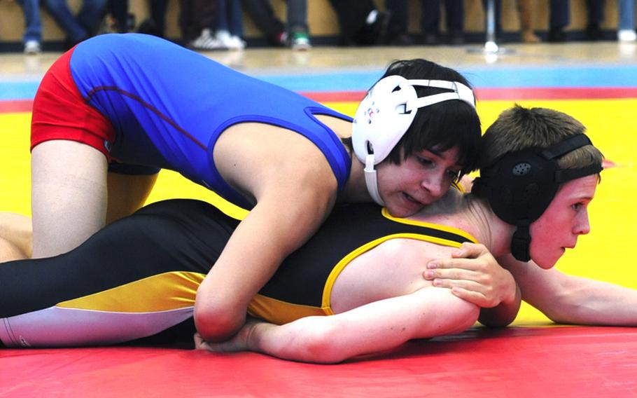 Ramstein's Adam Franz, left, beat Vicenza's Wyatt Overman for the 103-pound title last year. This year Franz is unbeaten at 119.
