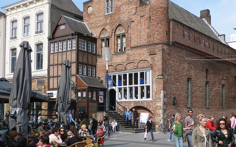 The tourist office in ?s Hertogenbosch is in this old building, the Moriaan, on the town's marketplace. It is considered one of the oldest brick buildings in the Netherlands.