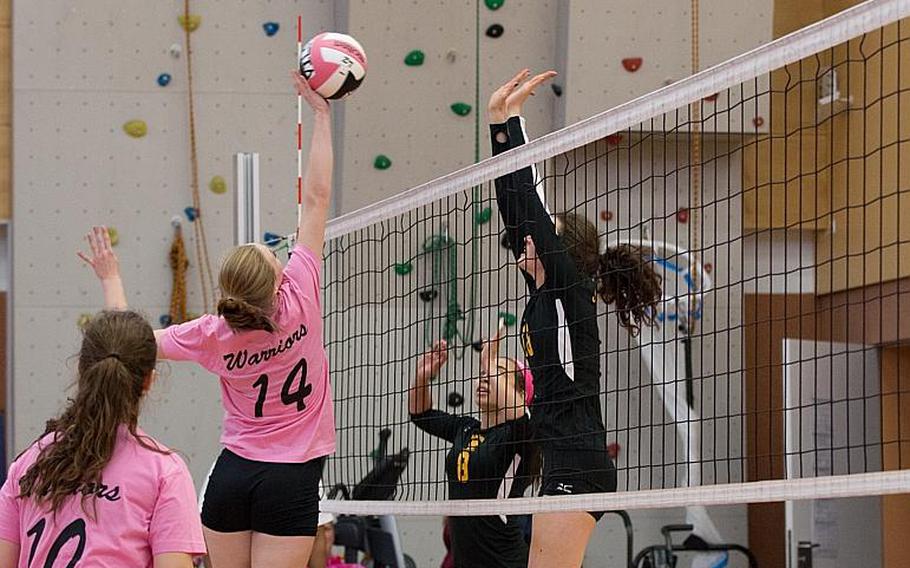 Wiesbaden lost to Stuttgart during the final match of DODDS-Europe Division I girls volleyball meet held at Vilseck, Germany, Oct. 17, 2015. 