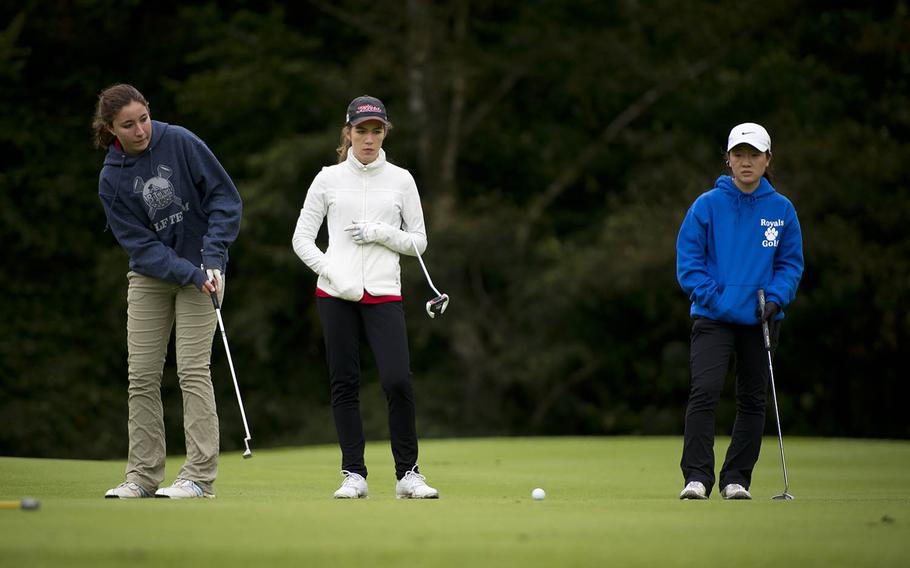 Bitburg's Leigha Daryanani watches her putt during the DODEA-Europe golf championship at Rheinblick golf course in Wiesbaden, Germany, on Thursday, Oct. 6, 2016.