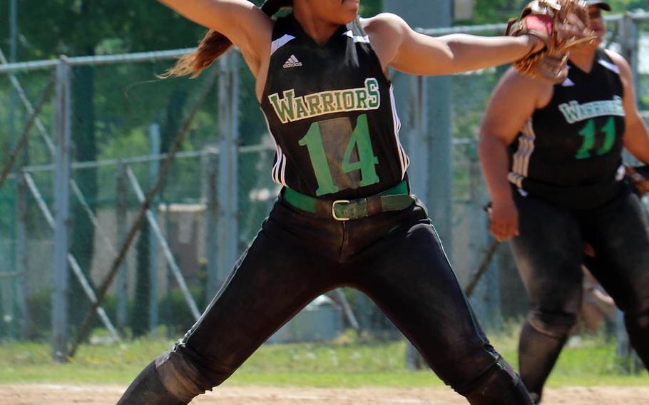 Daegu's Bethani Newbold delivers against Seoul American during Saturday's Korea softball game, won by the Falcons 7-3.