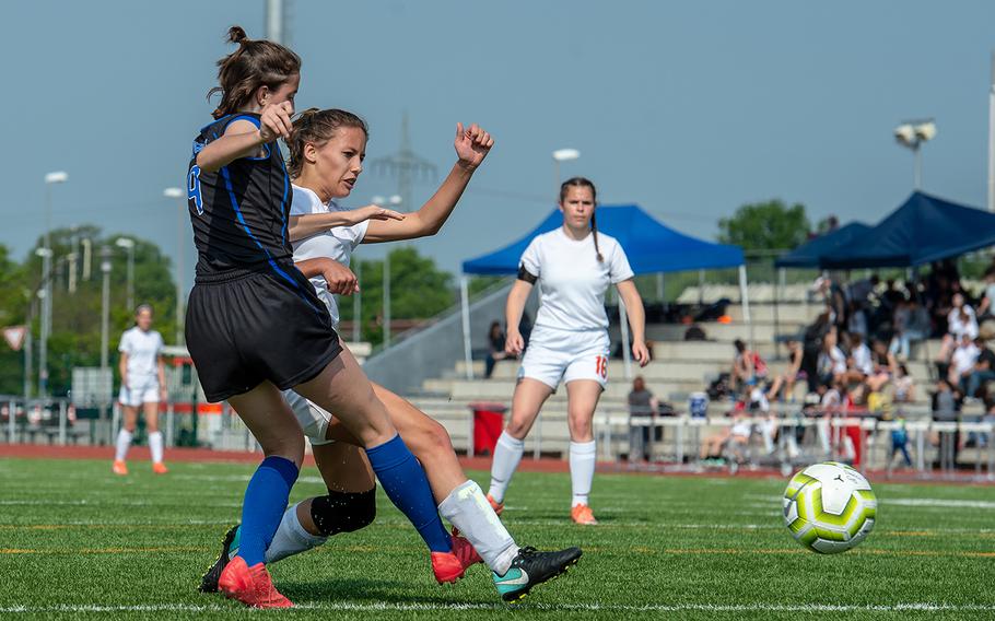 Spangdahlem's Kodee Teahon shoots and scores during a game against Hohenfels in the girls Division III DODEA-Europe soccer championship game, Thursday, May 23, 2019. Spangdahlem won the game 4-2. 