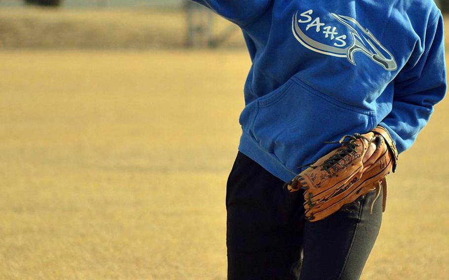 Seoul American senior second baseman JiHye Rhodes.